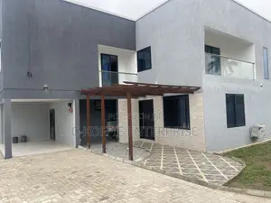 7bdrm Mansion in Labone for rent