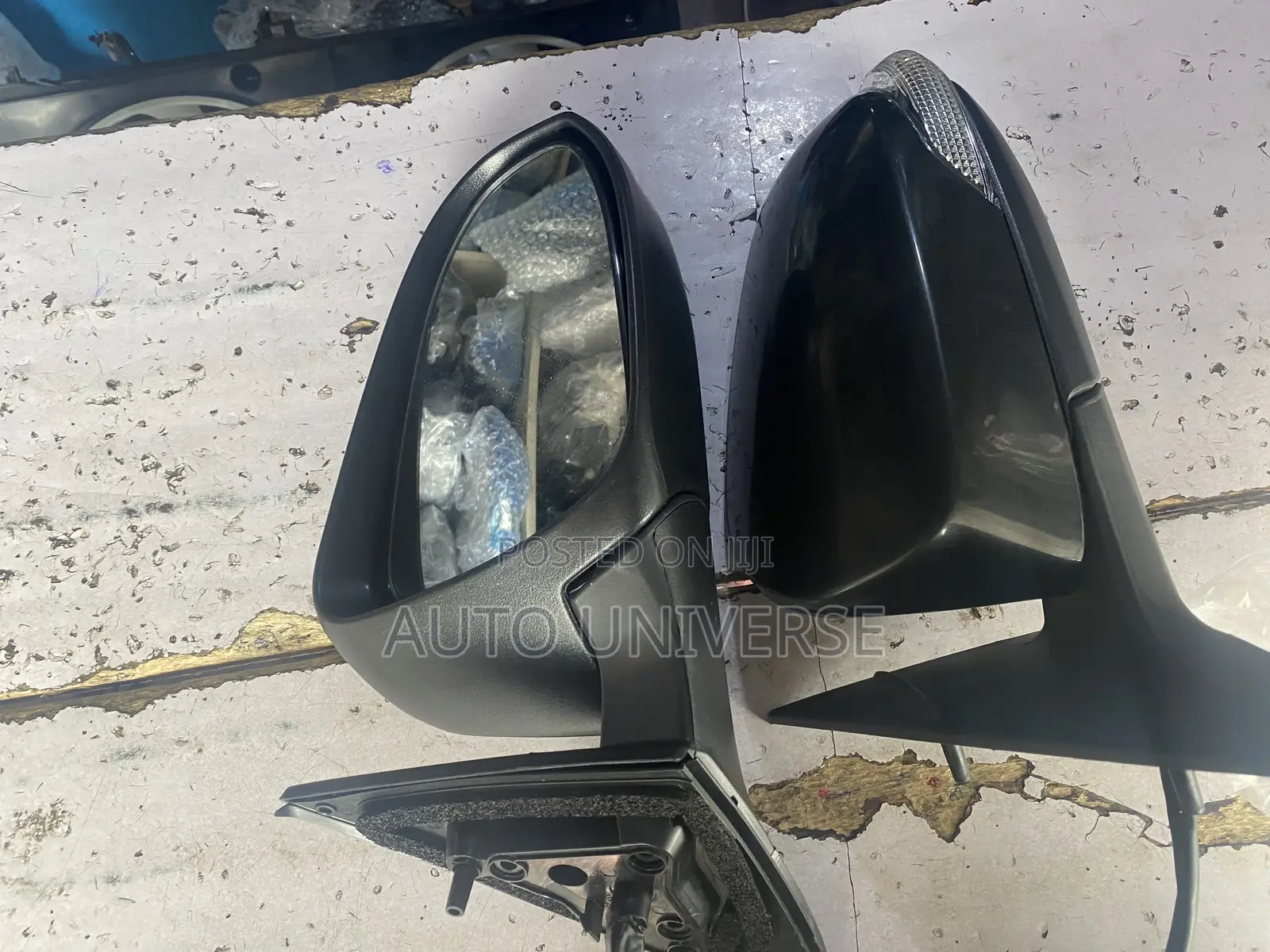 Toyota Camry Spider Mirror With Light Pair