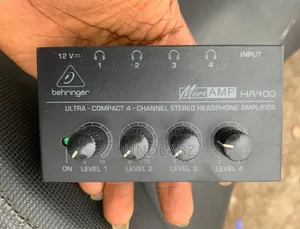 Behringer HA400 Headphone Amplifier