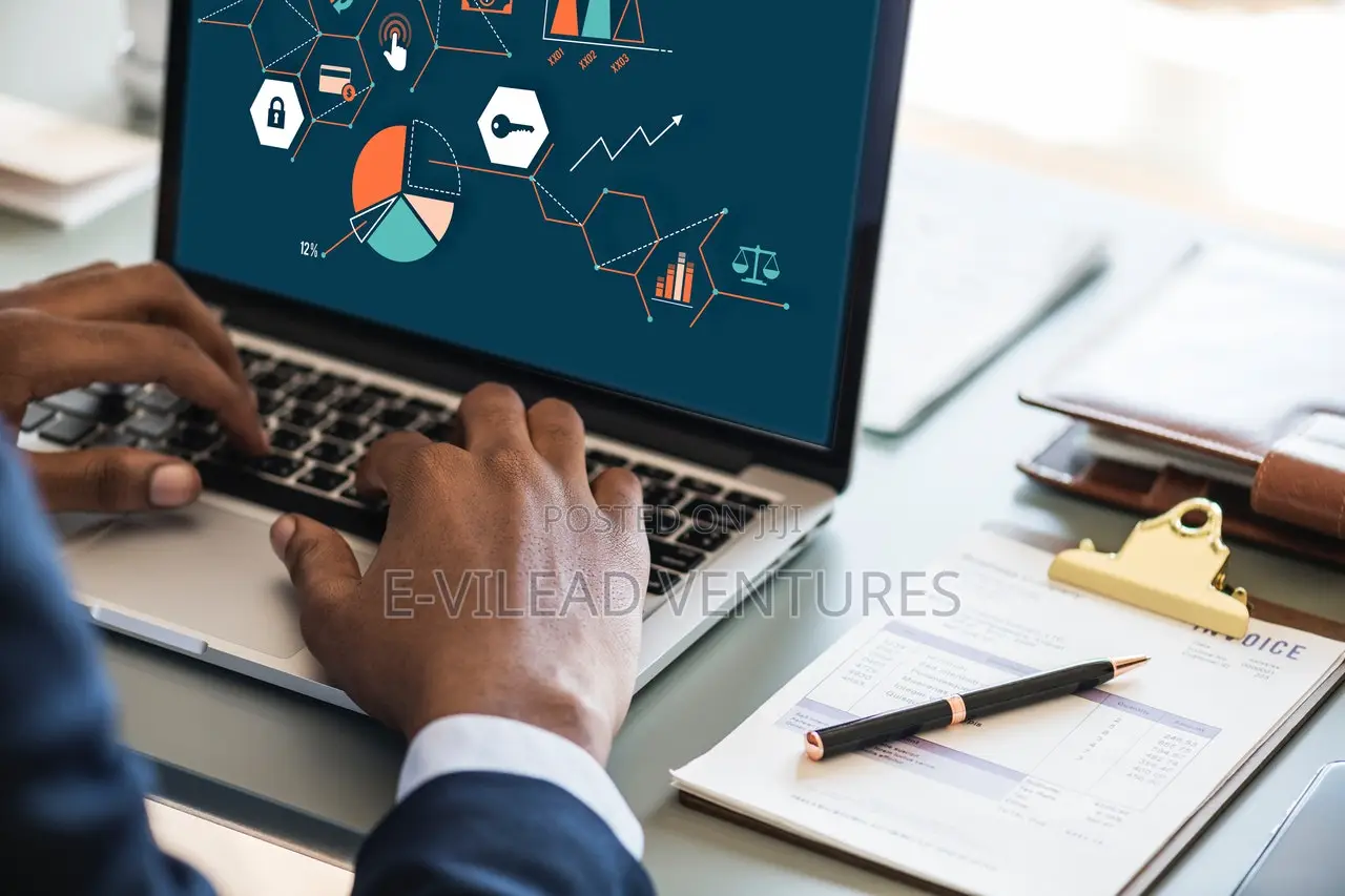 Freelance Online Marketing and Team Management Specialist