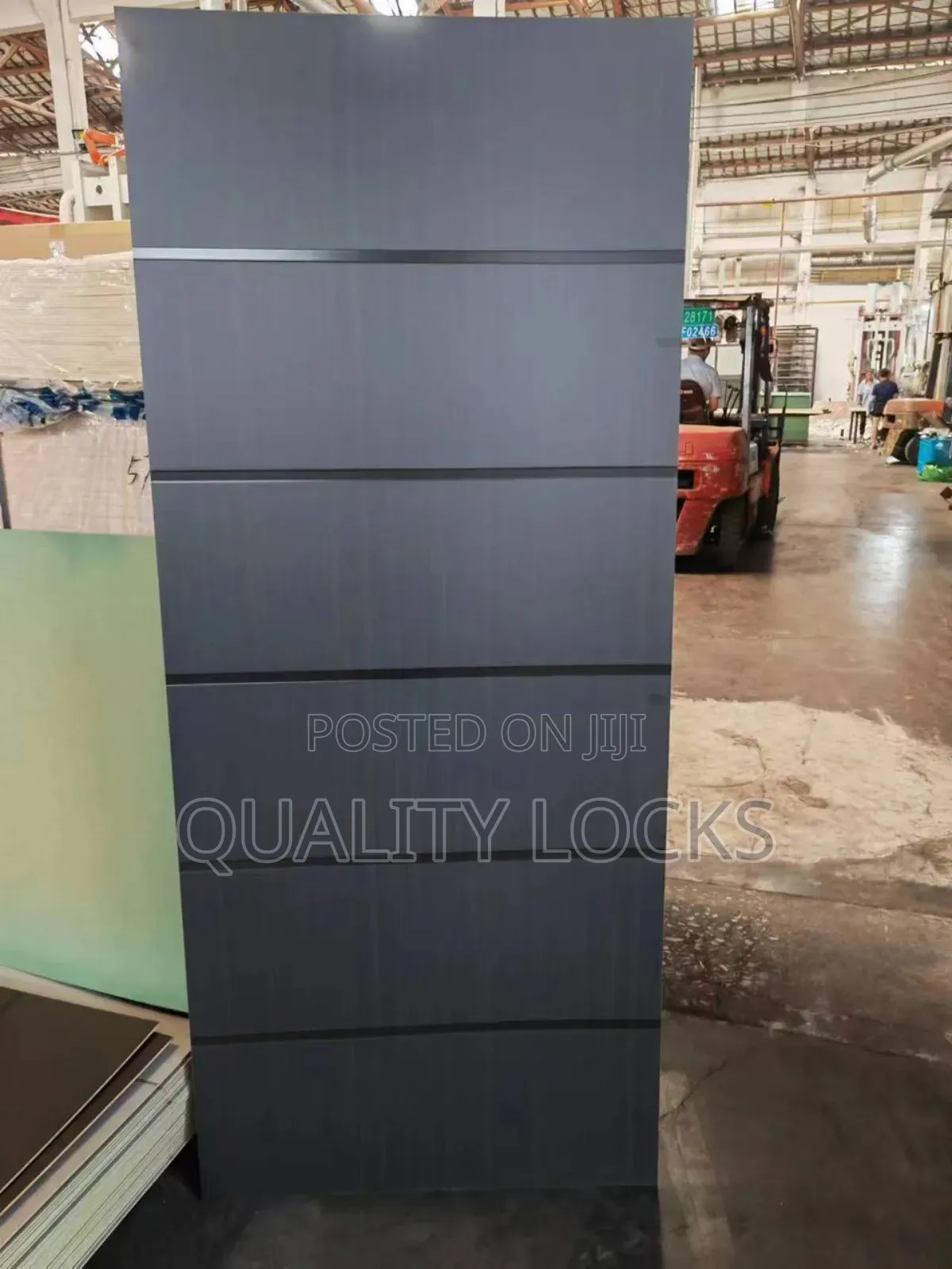 Quality Full Wooden Doors With All Accessories