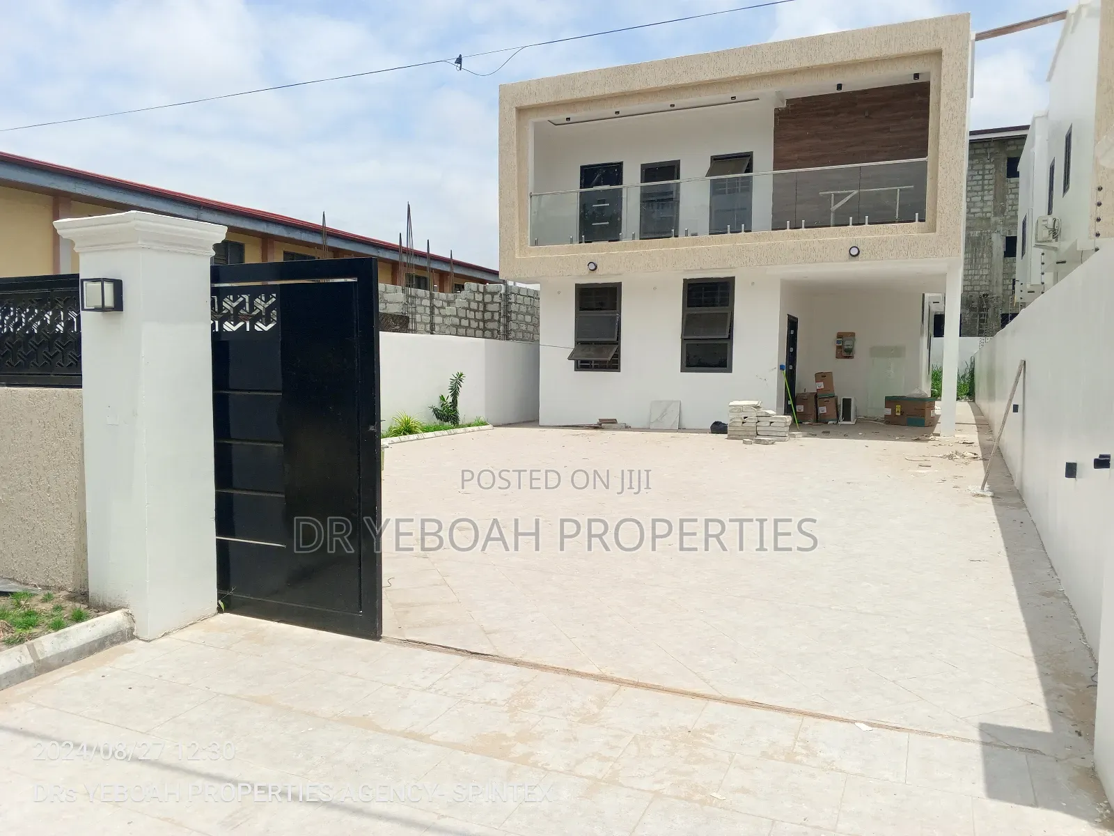 4bdrm House in Spintex:- 4 Bedrooms for sale