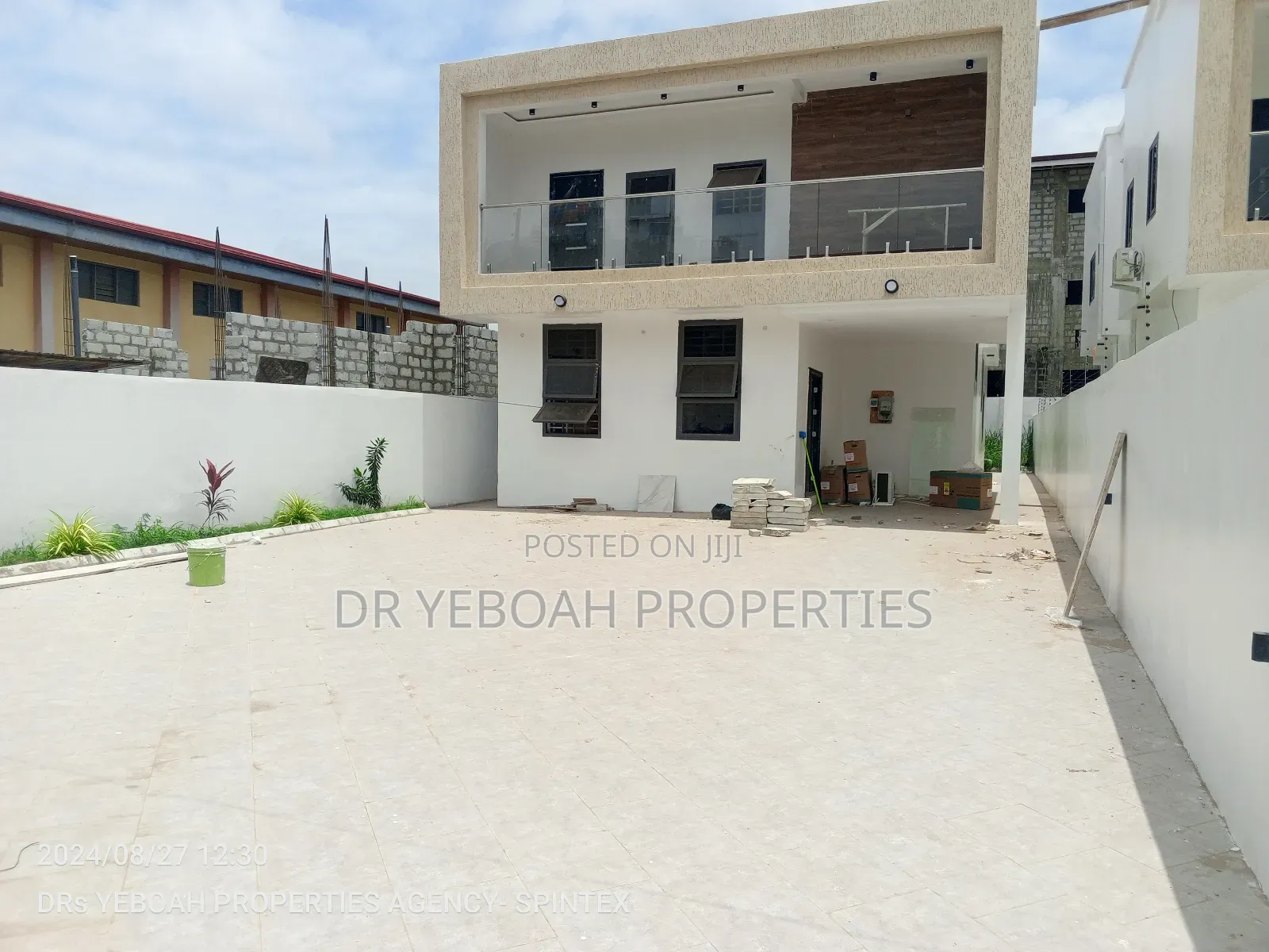 4bdrm House in Spintex:- 4 Bedrooms for sale