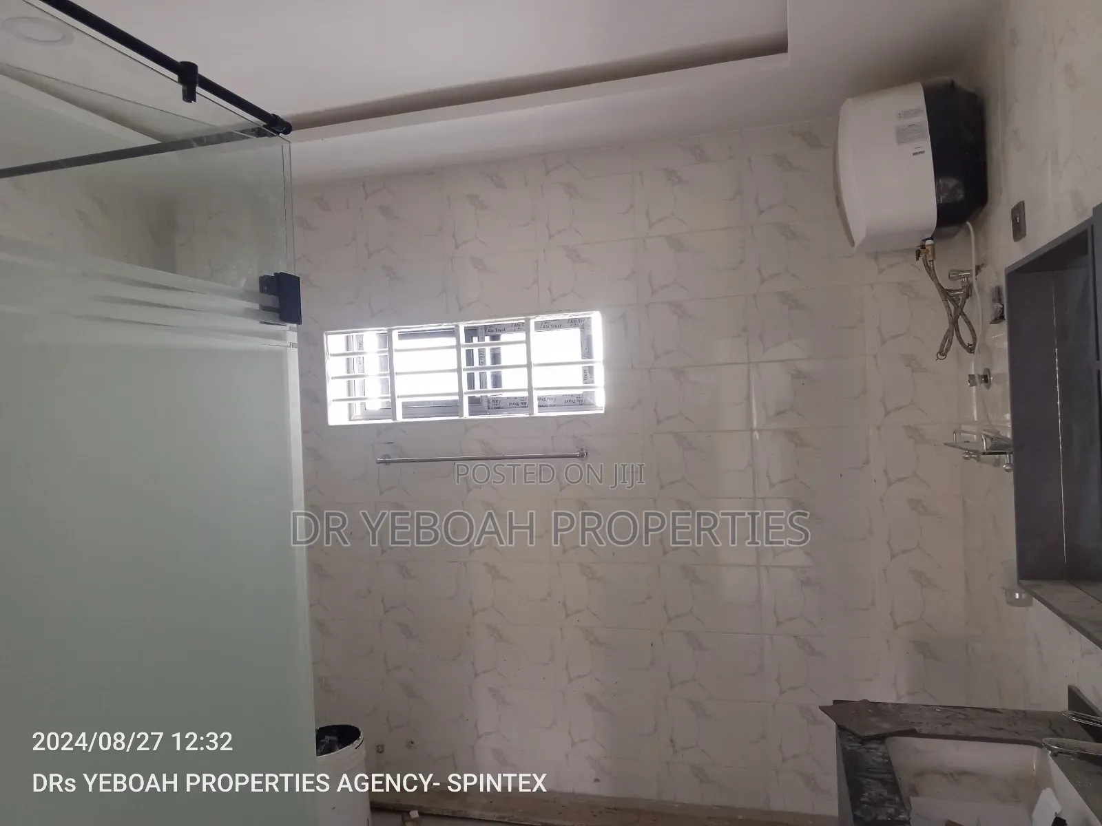 4bdrm House in Spintex:- 4 Bedrooms for sale