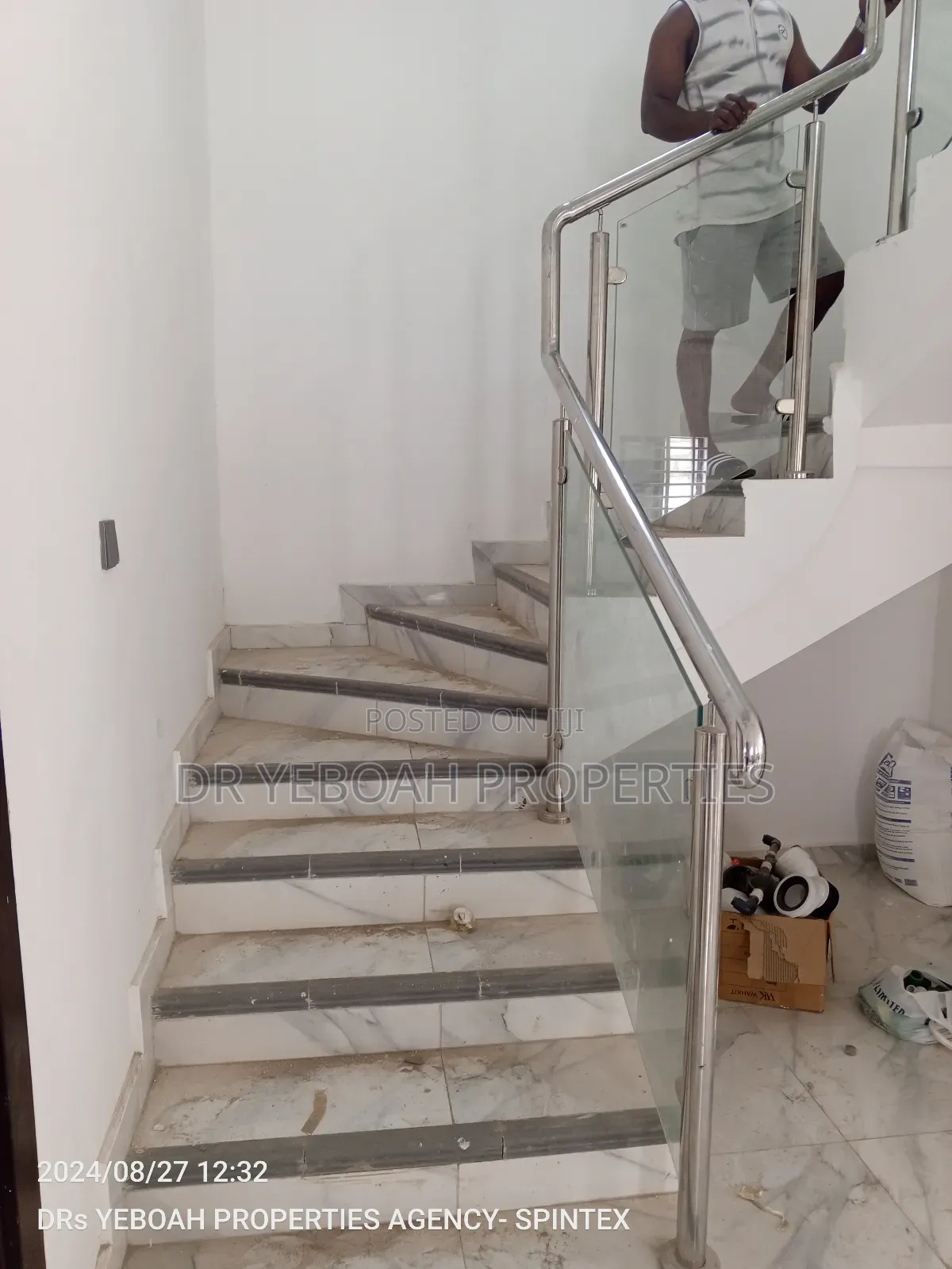 4bdrm House in Spintex:- 4 Bedrooms for sale