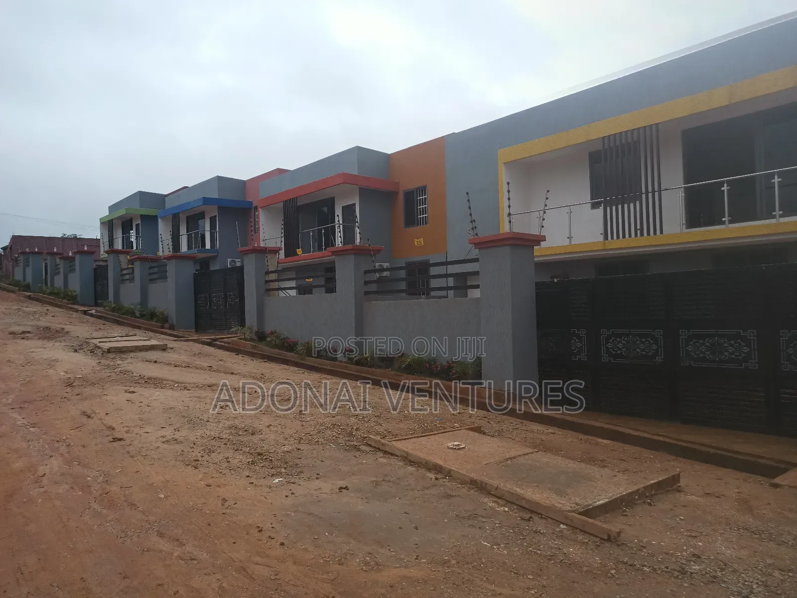 Furnished 4bdrm House in Ahodwo Sokoban, Kumasi Metropolitan for sale