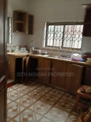 Furnished 6bdrm House in Nungua Estate for sale