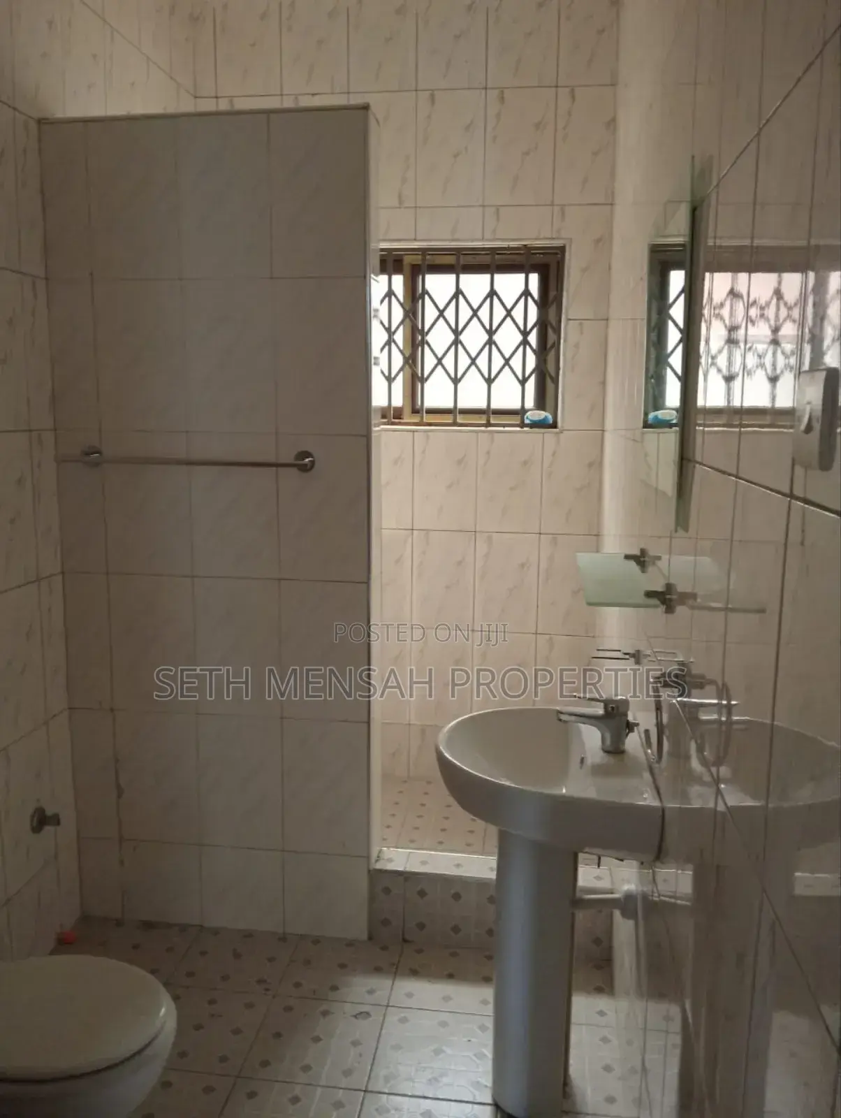 Furnished 6bdrm House in Nungua Estate for sale