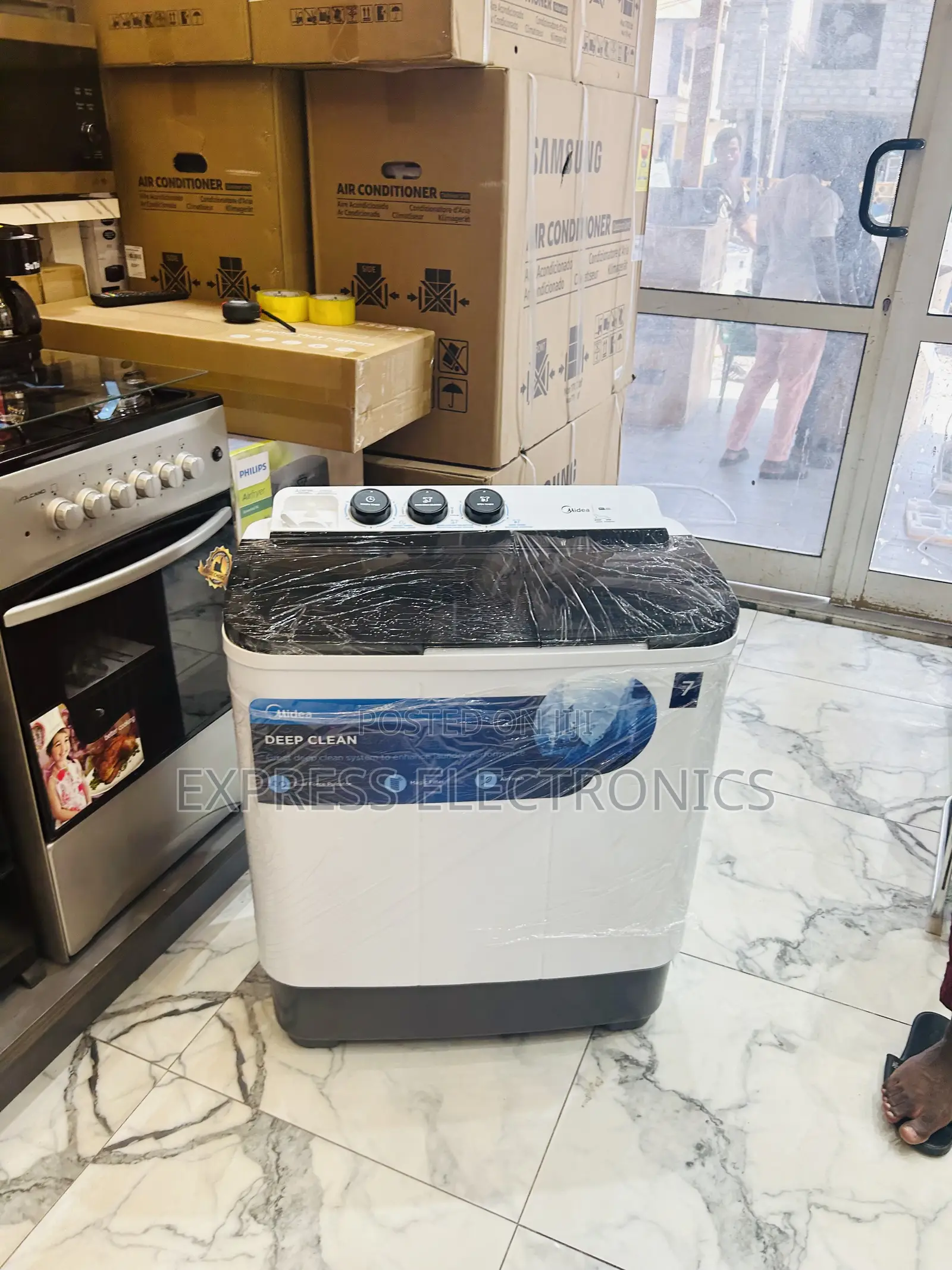 Available Now Sleek Washing Machine 12kg Midea