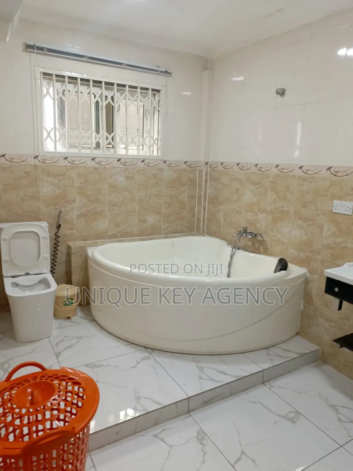 Furnished 3bdrm Apartment for rent
