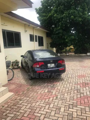3bdrm House in Unique Key Agency, Tesano for sale