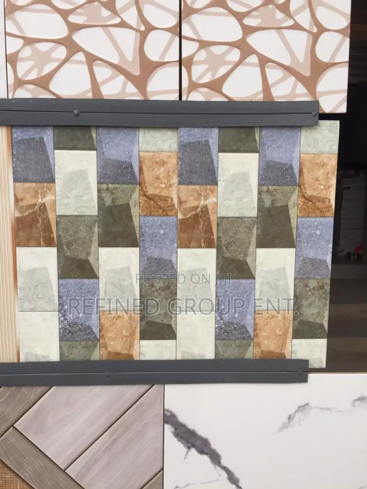 Facial Wall Tile 25/40cm (Ghana Made)