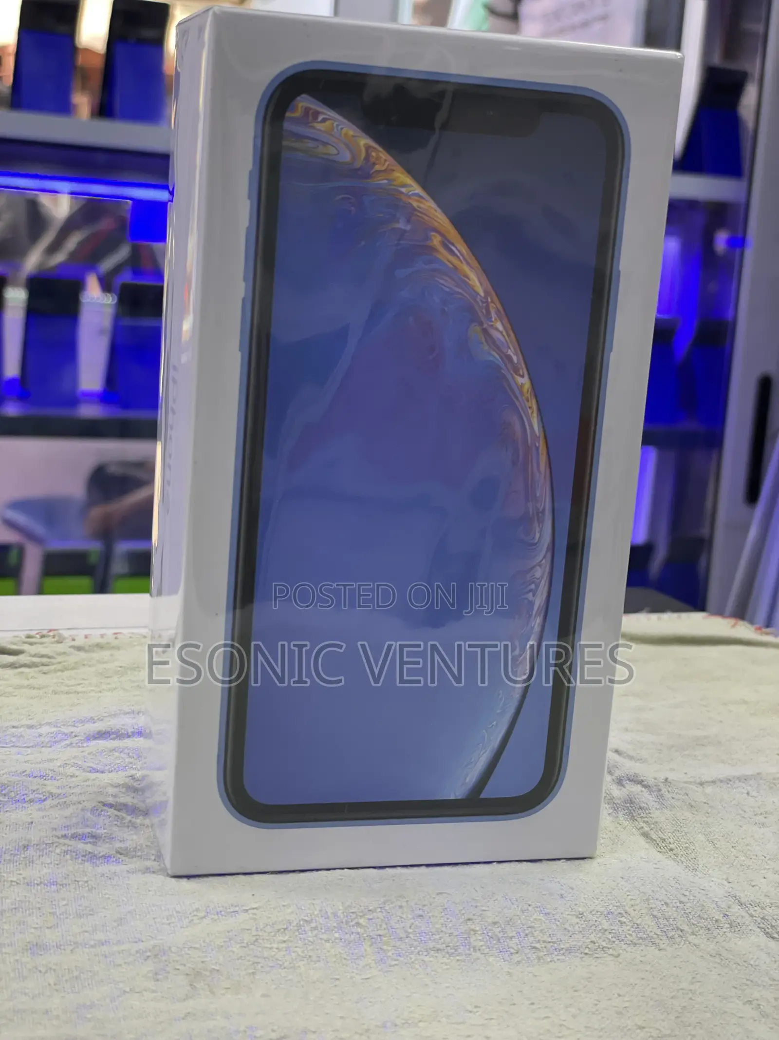 New Apple iPhone XR 64 GB Blue