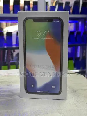New Apple iPhone X 256 GB Silver