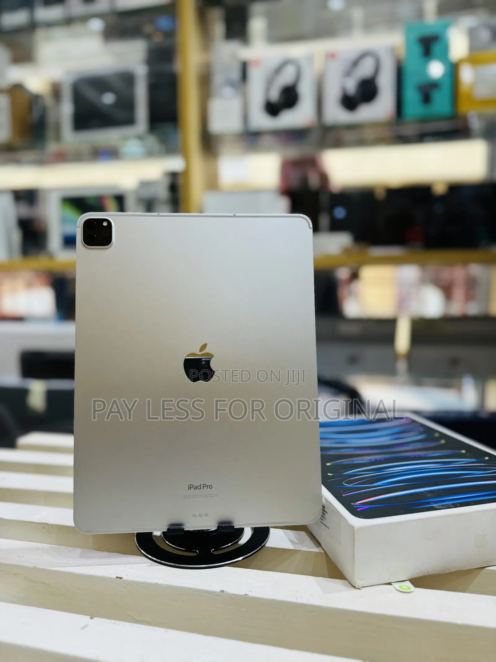 Apple iPad Pro 12.9 (2022) 256 GB Silver