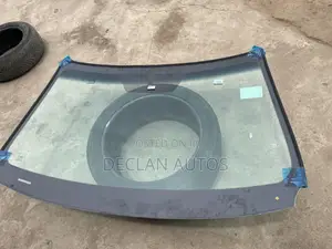 Toyota Hilux 2018 Windshield