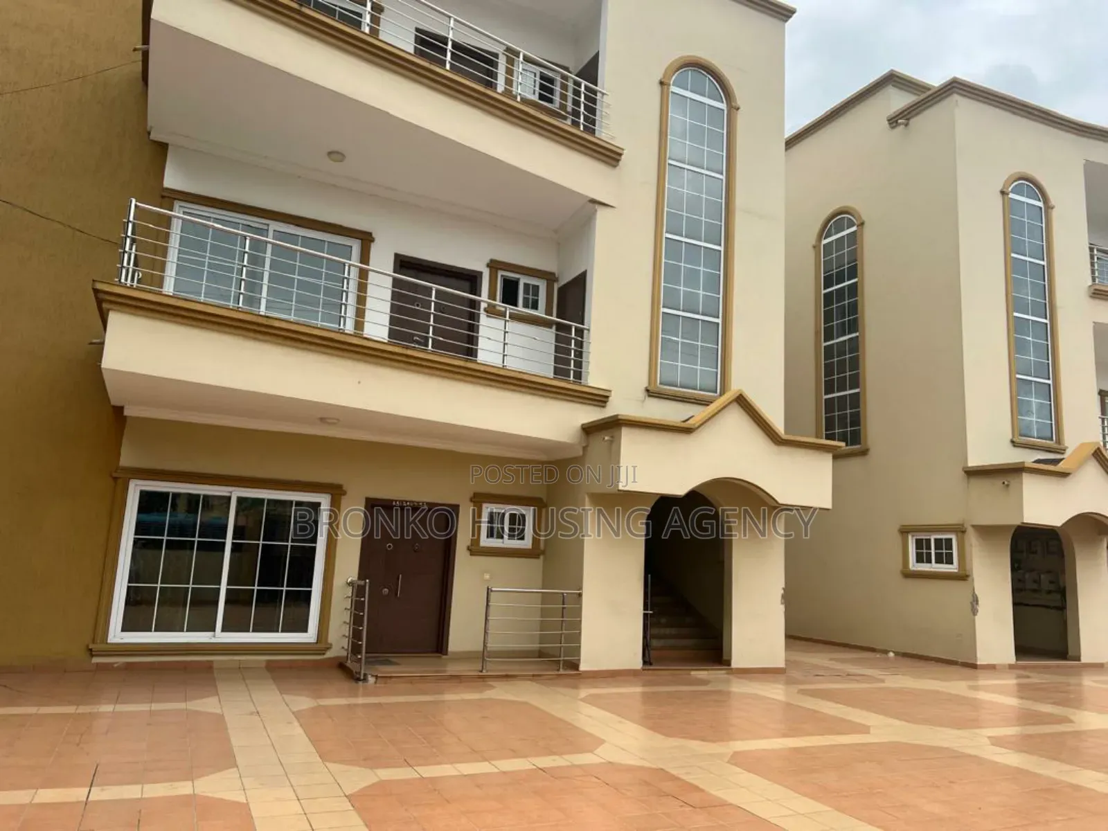 3bdrm Apartment in East Legon for rent