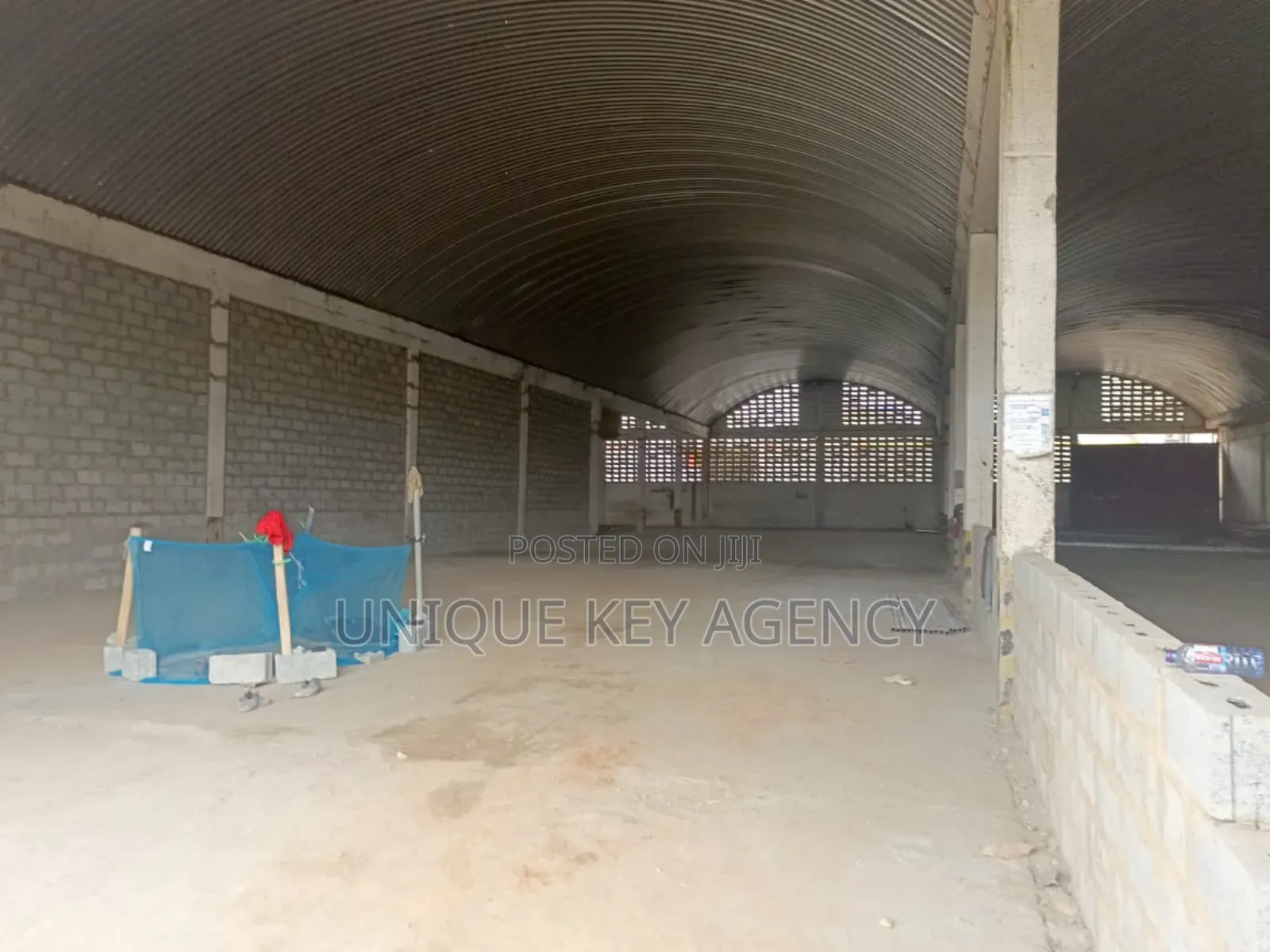 Warehouse to Let at Spintex