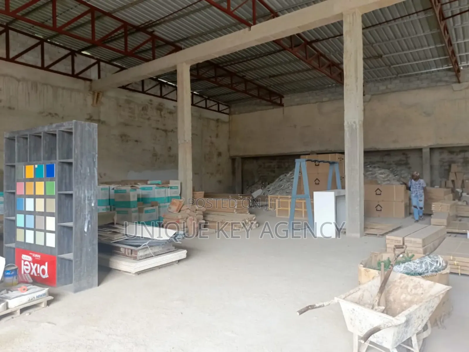 Warehouse to Let at Spintex