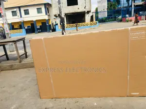 High Resolution UHD Smart Samsung 75”Cu8000