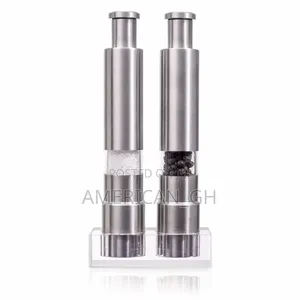 Click N’ Spice Salt and Pepper Grinder Set