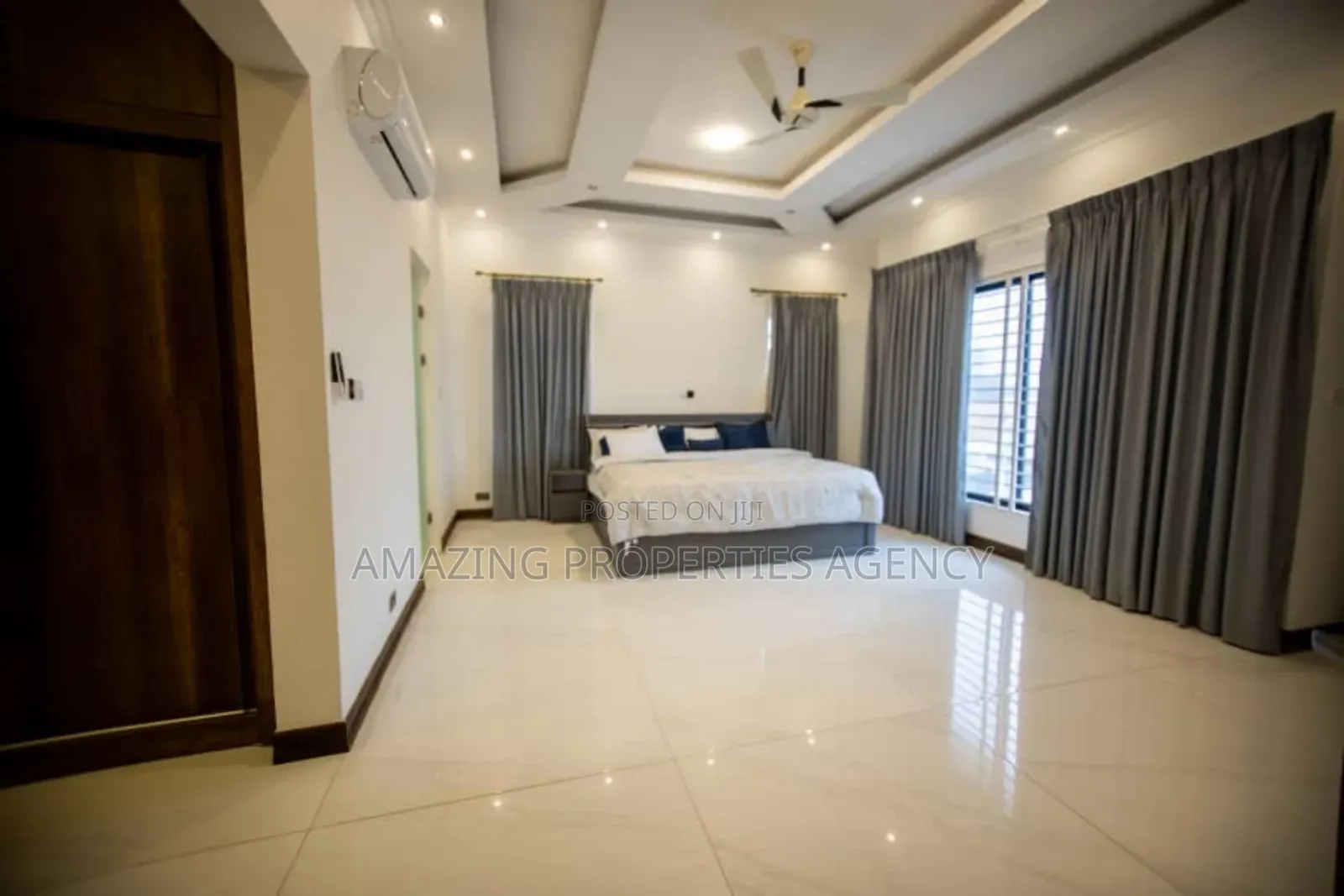 5bdrm House in Sakumono for sale