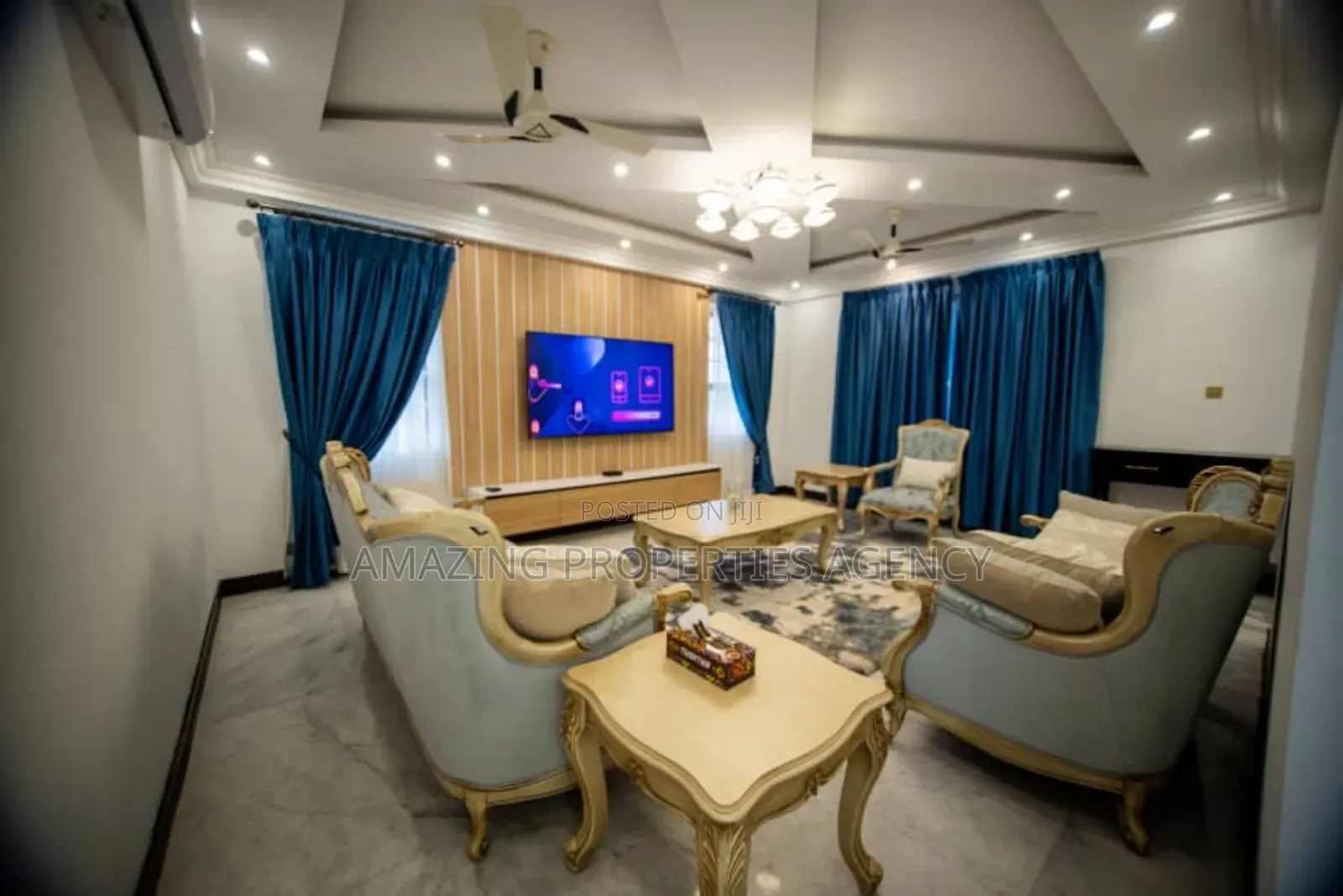 5bdrm House in Sakumono for sale