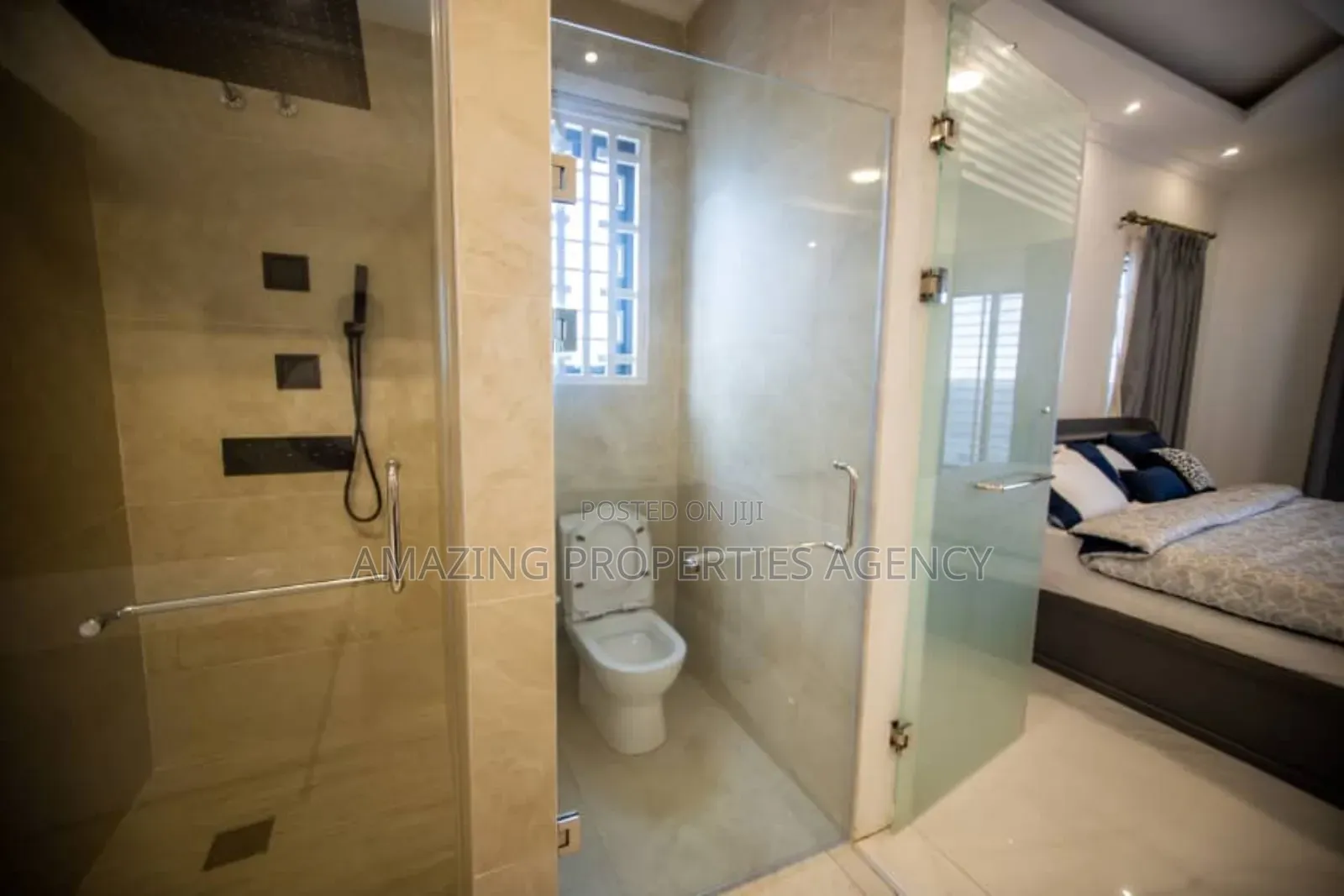 5bdrm House in Sakumono for sale