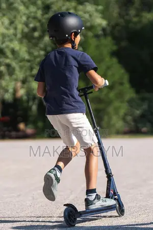 Scooter (Manoeuvrable)