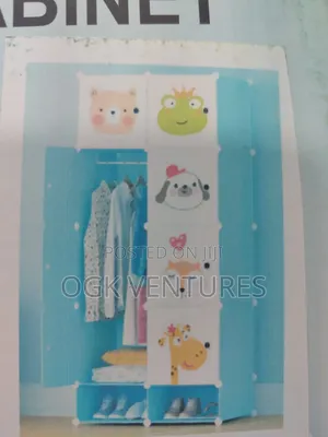 8 Cubes Plastic Wardrobe