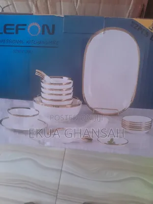 22 Pieces Dinner Set