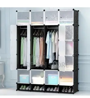 20 Cubes Plastic Wardrobe