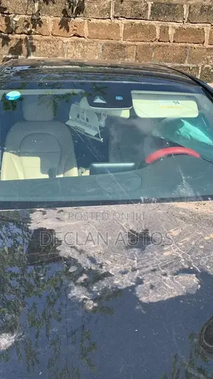Mercedes Benz C300 2016 Front Windshield