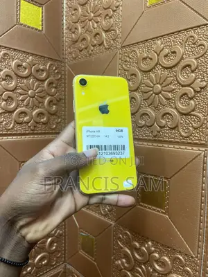 New Apple iPhone XR 64 GB Yellow