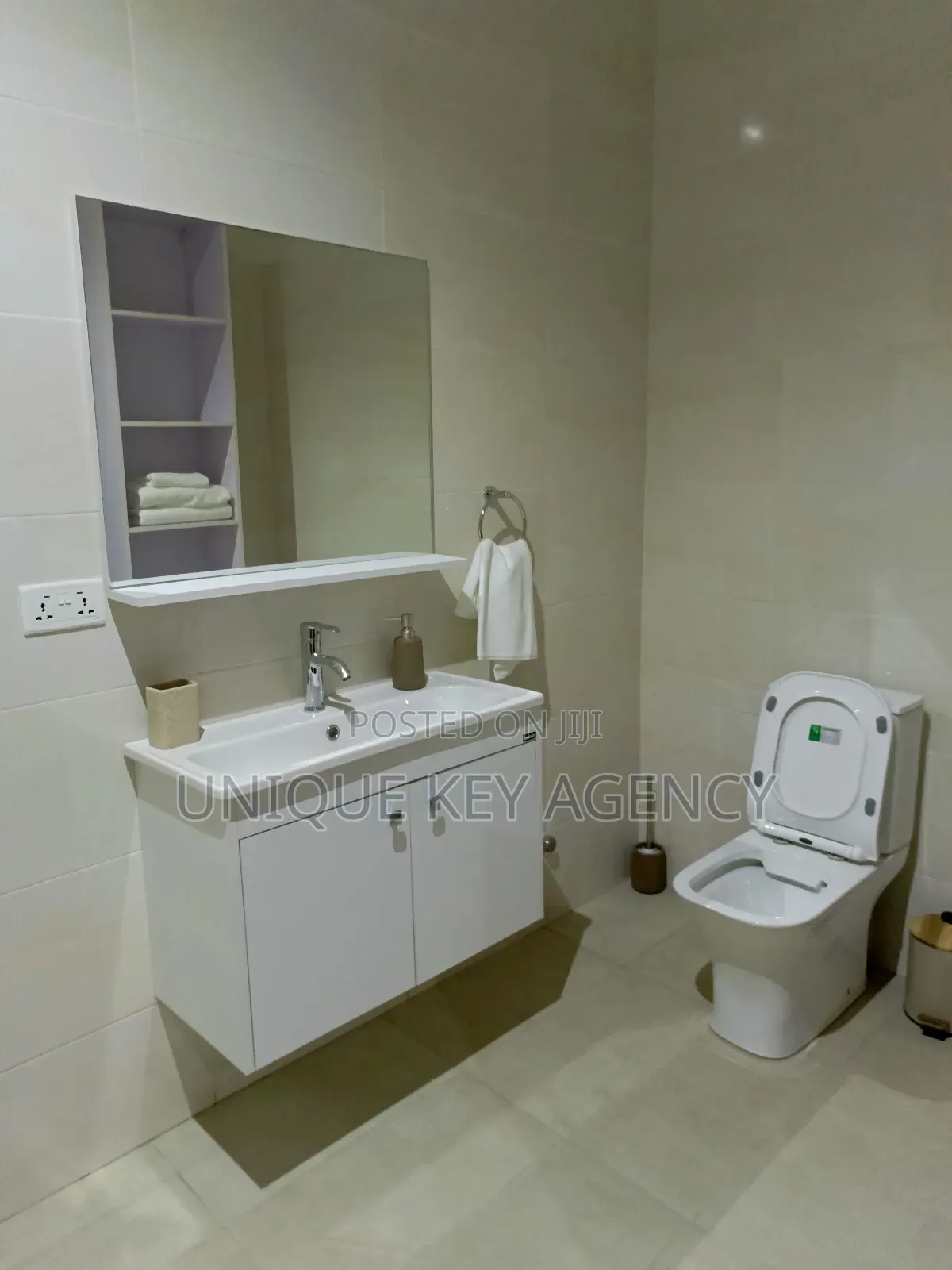 Furnished 3bdrm House in Unique Key Agency, Airport Residential Area