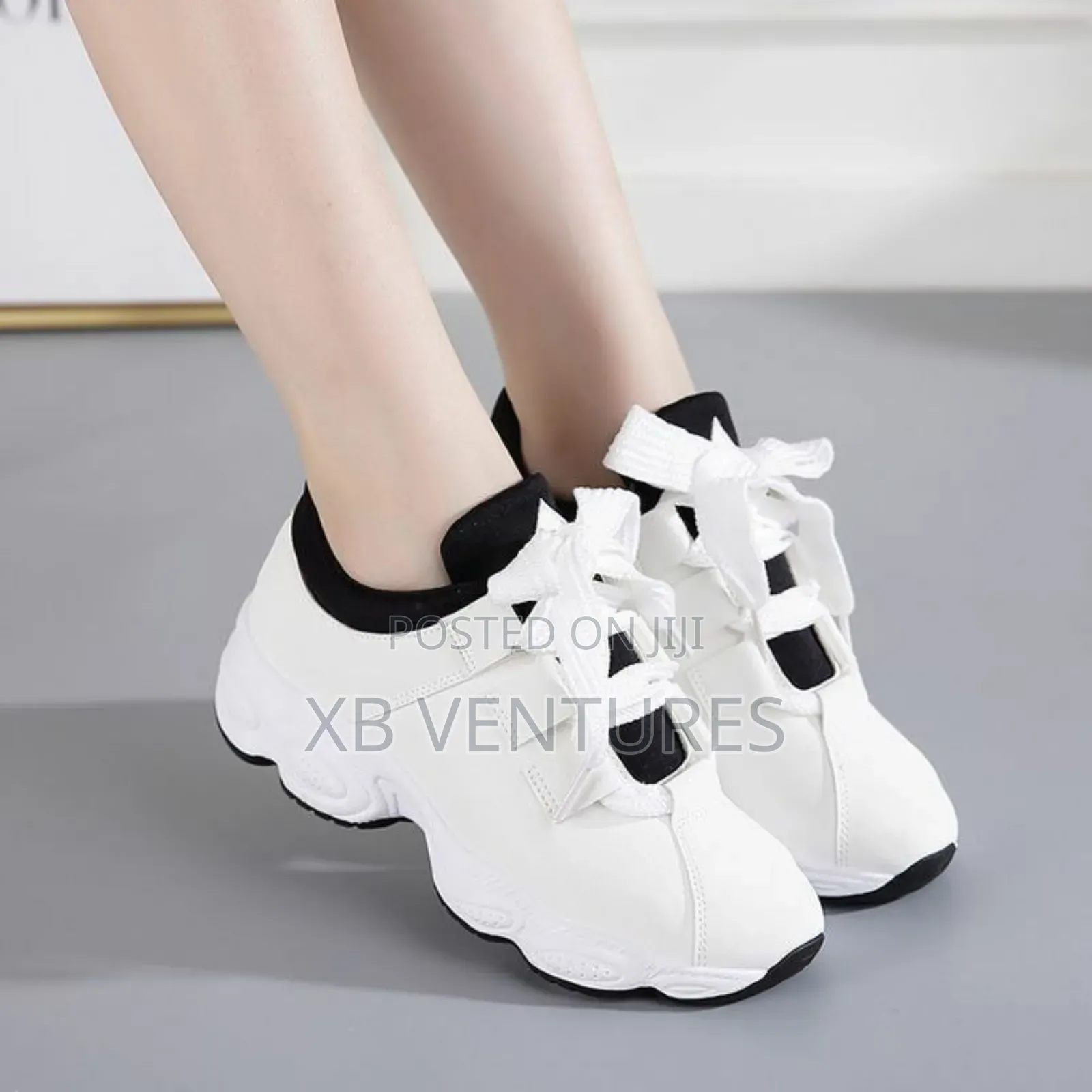 Ladies Breathable Antiskid
Sneakers
