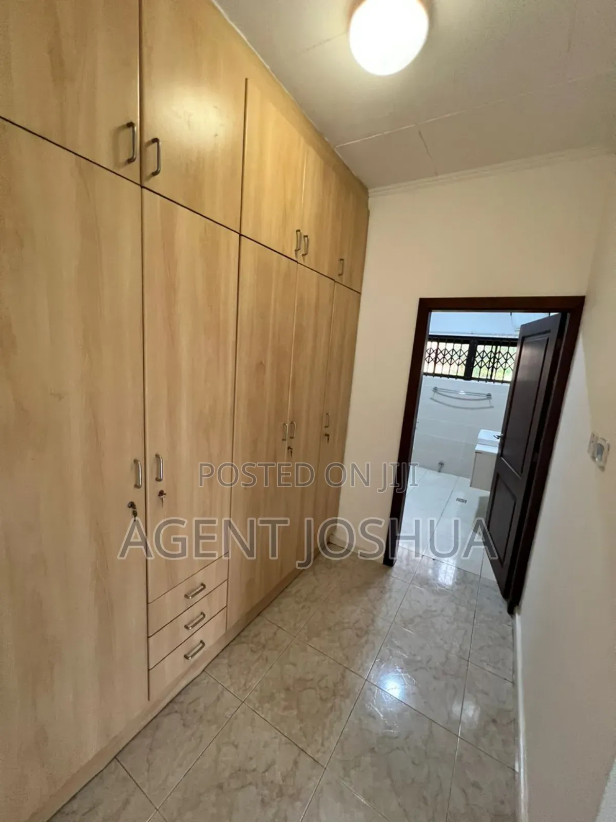 3bdrm House in Manet Court Estate for sale