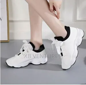 Ladies Breathable Antiskid
Sneakers