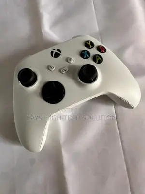 Xbox Series S With 1 Controller and Games