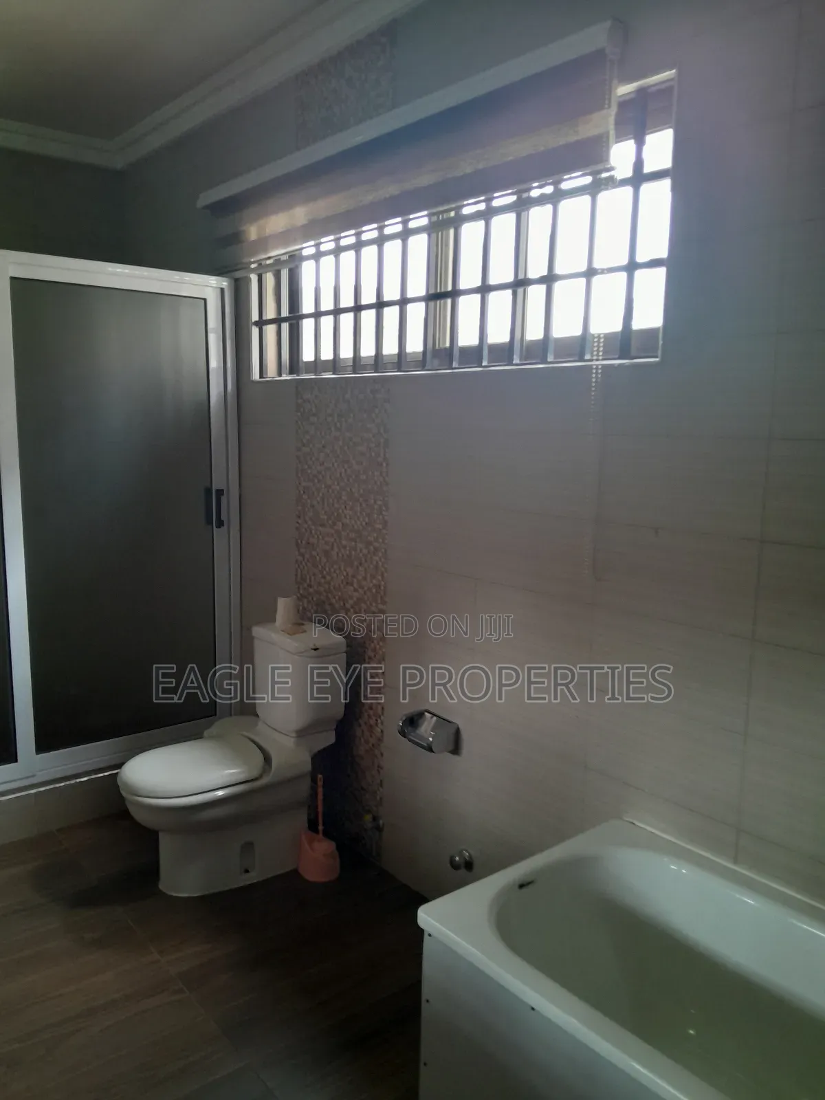 4bdrm House in Kwabenya for sale