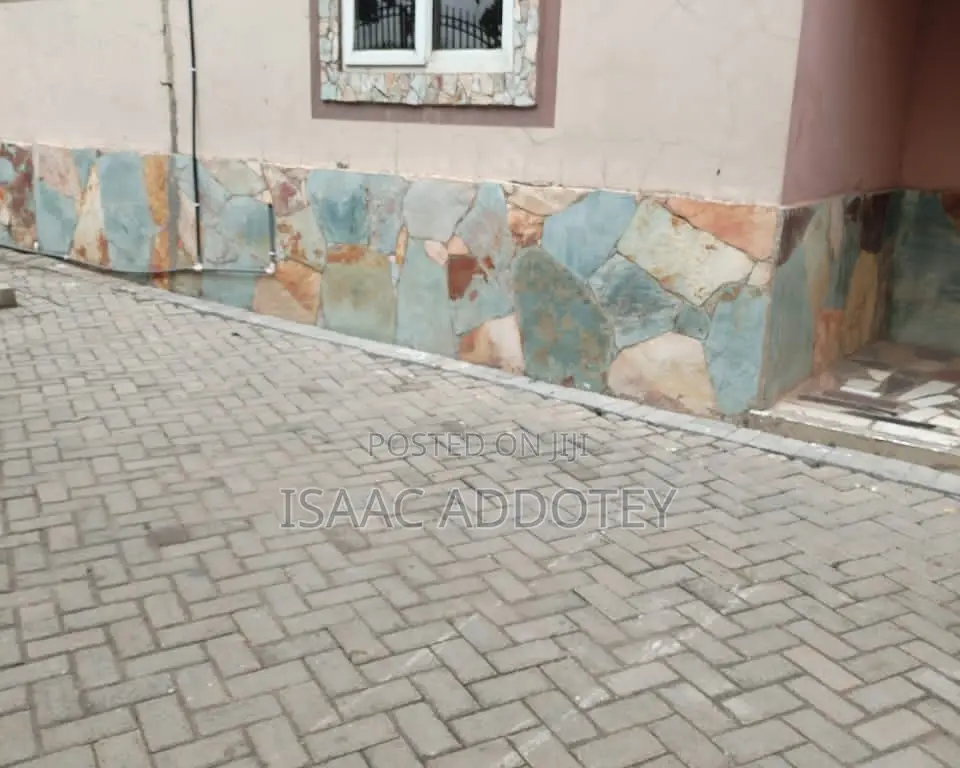 2bdrm Apartment in Spintex Hfc Estate, Nungua for rent