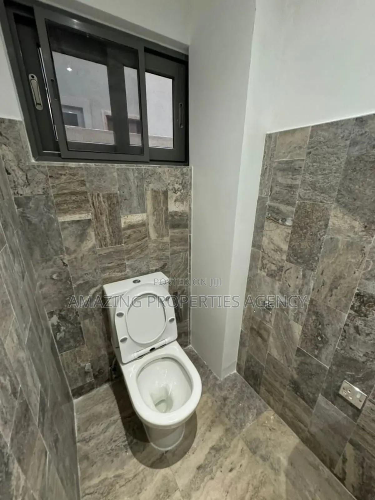 4bdrm House in Cantonments for sale