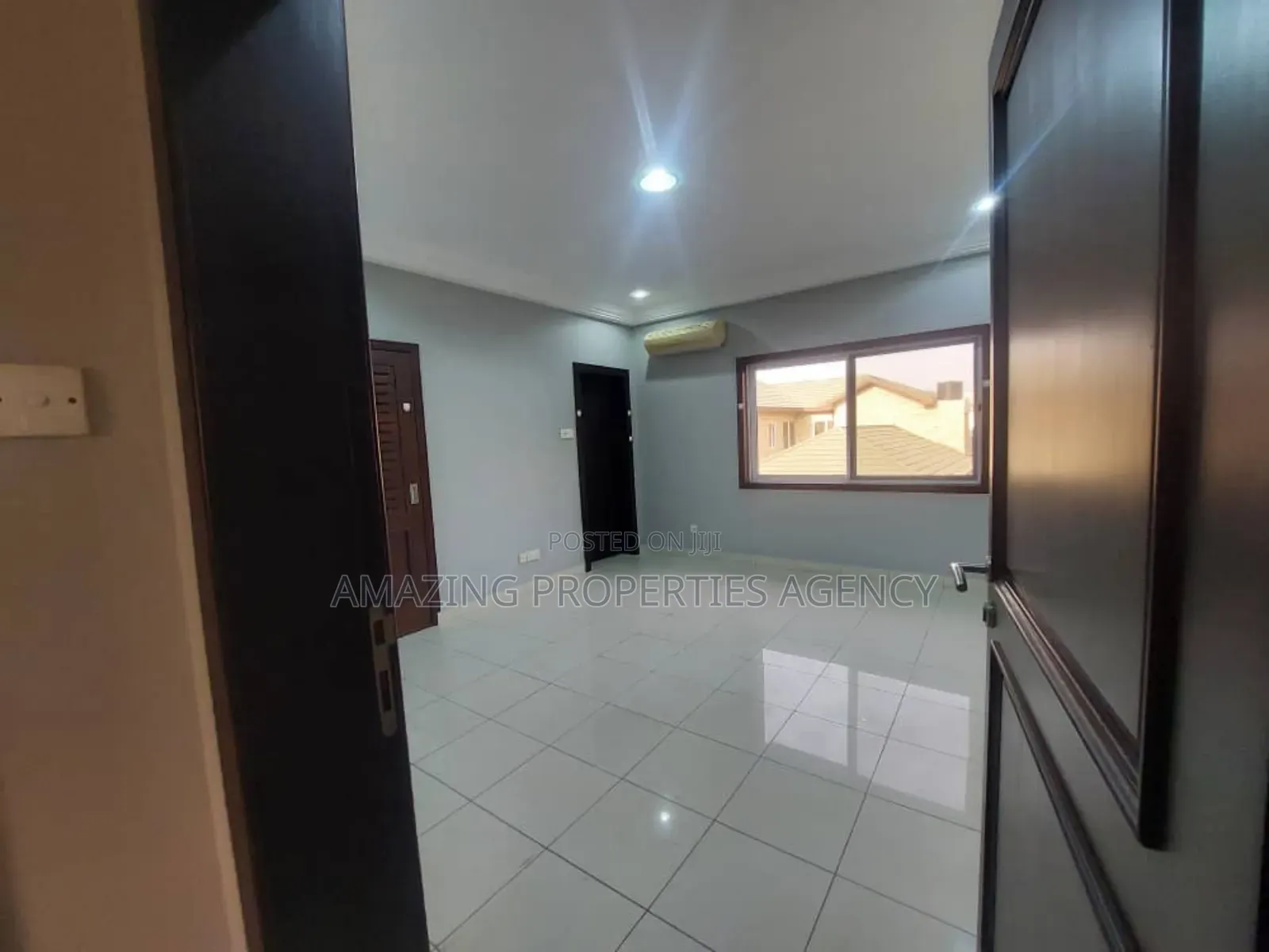 7bdrm House in Cantonments for sale