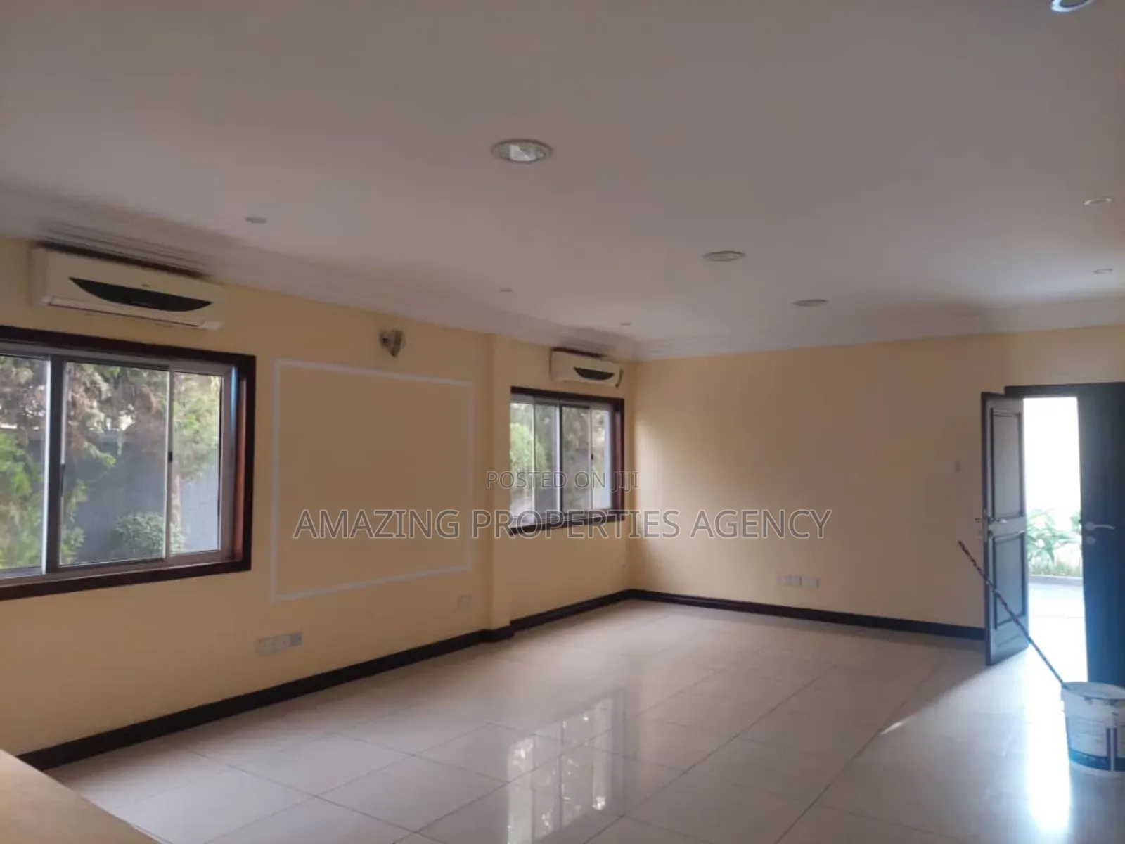 7bdrm House in Cantonments for sale