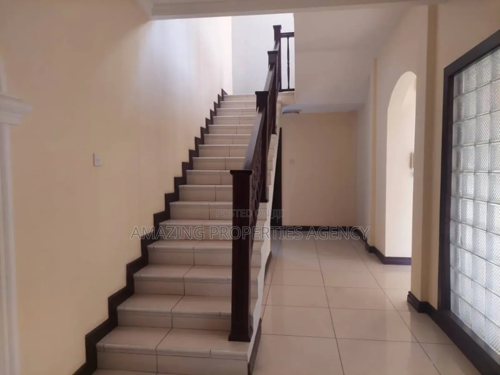7bdrm House in Cantonments for sale