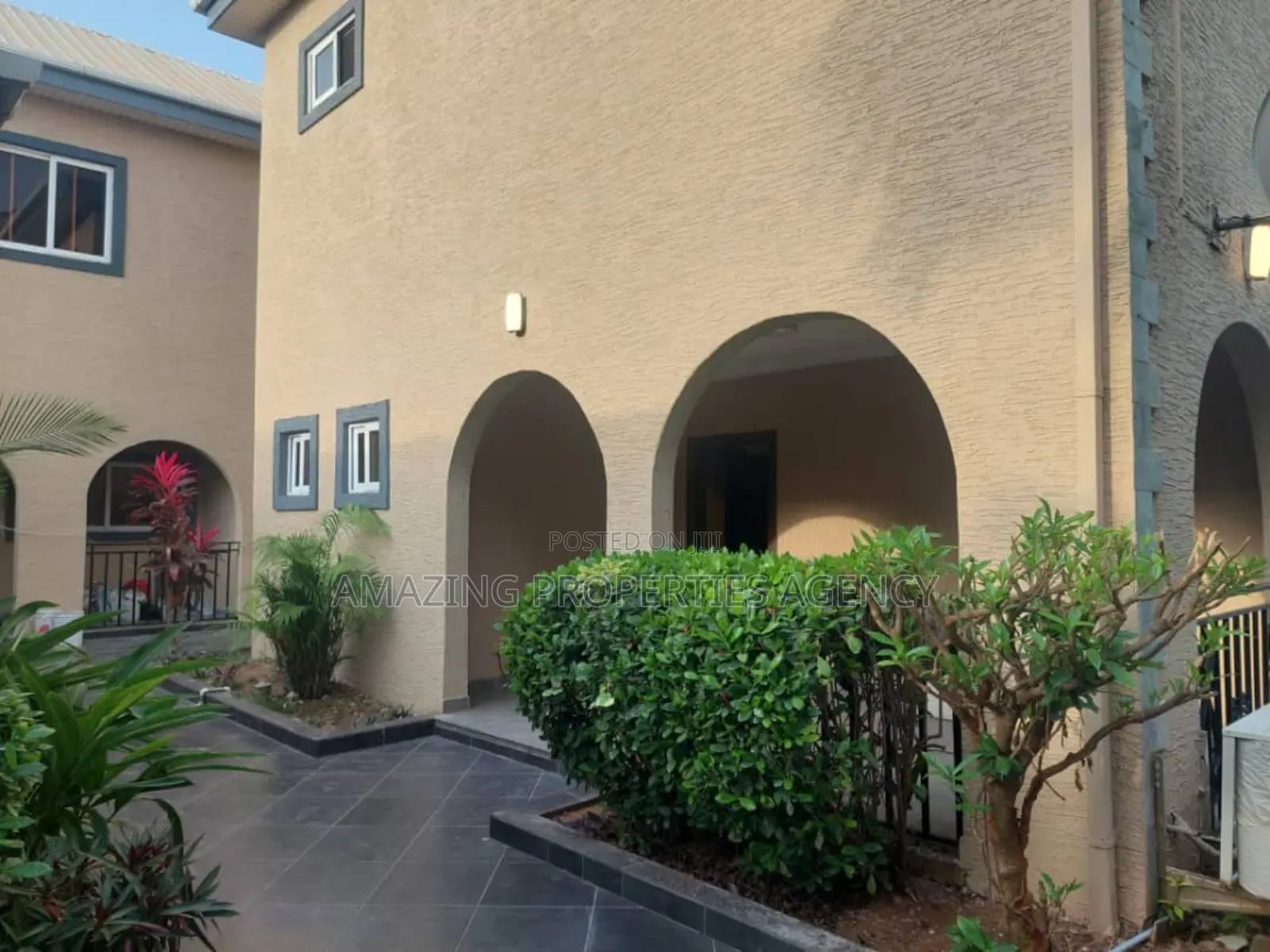 7bdrm House in Cantonments for sale