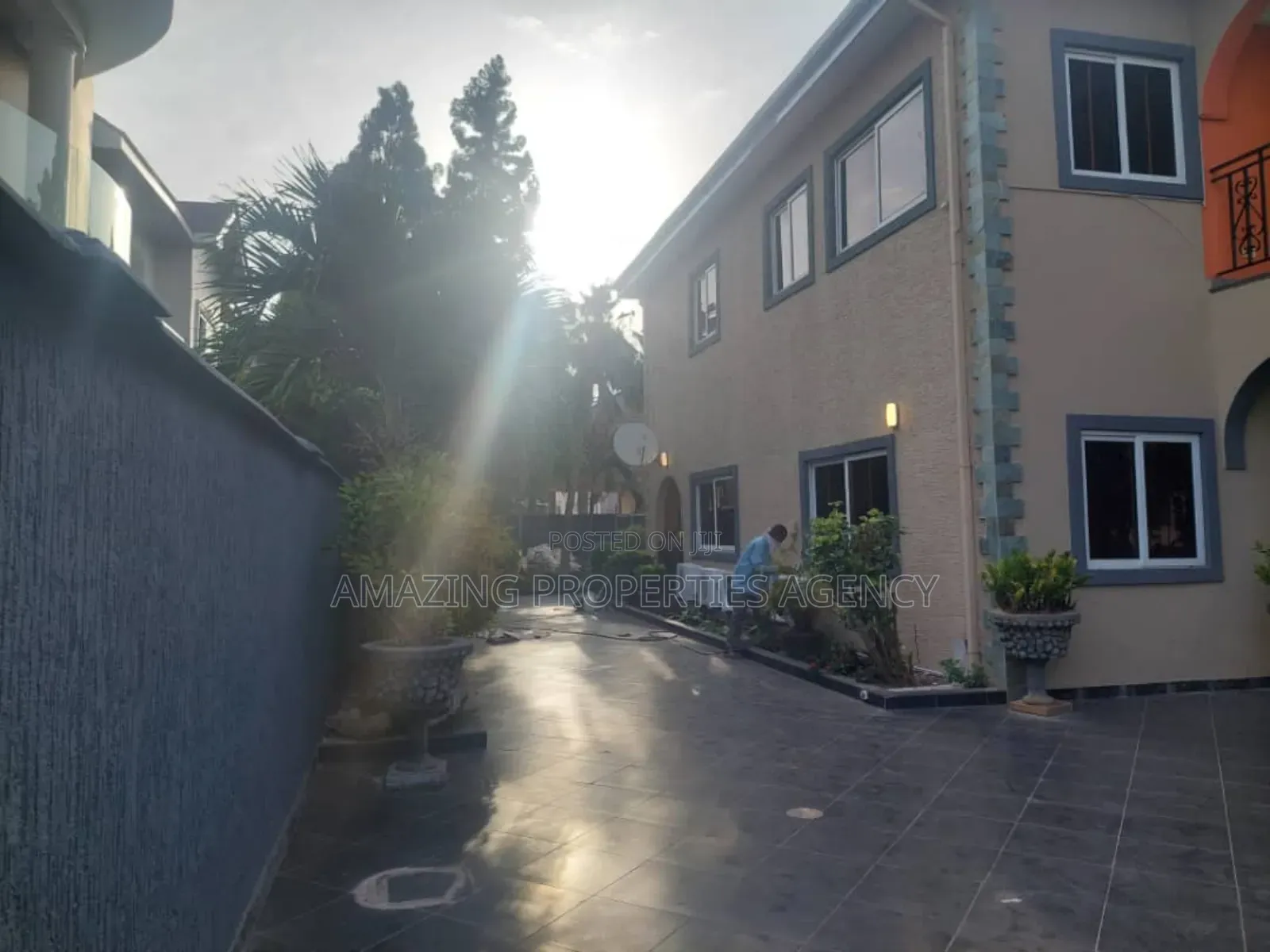7bdrm House in Cantonments for sale