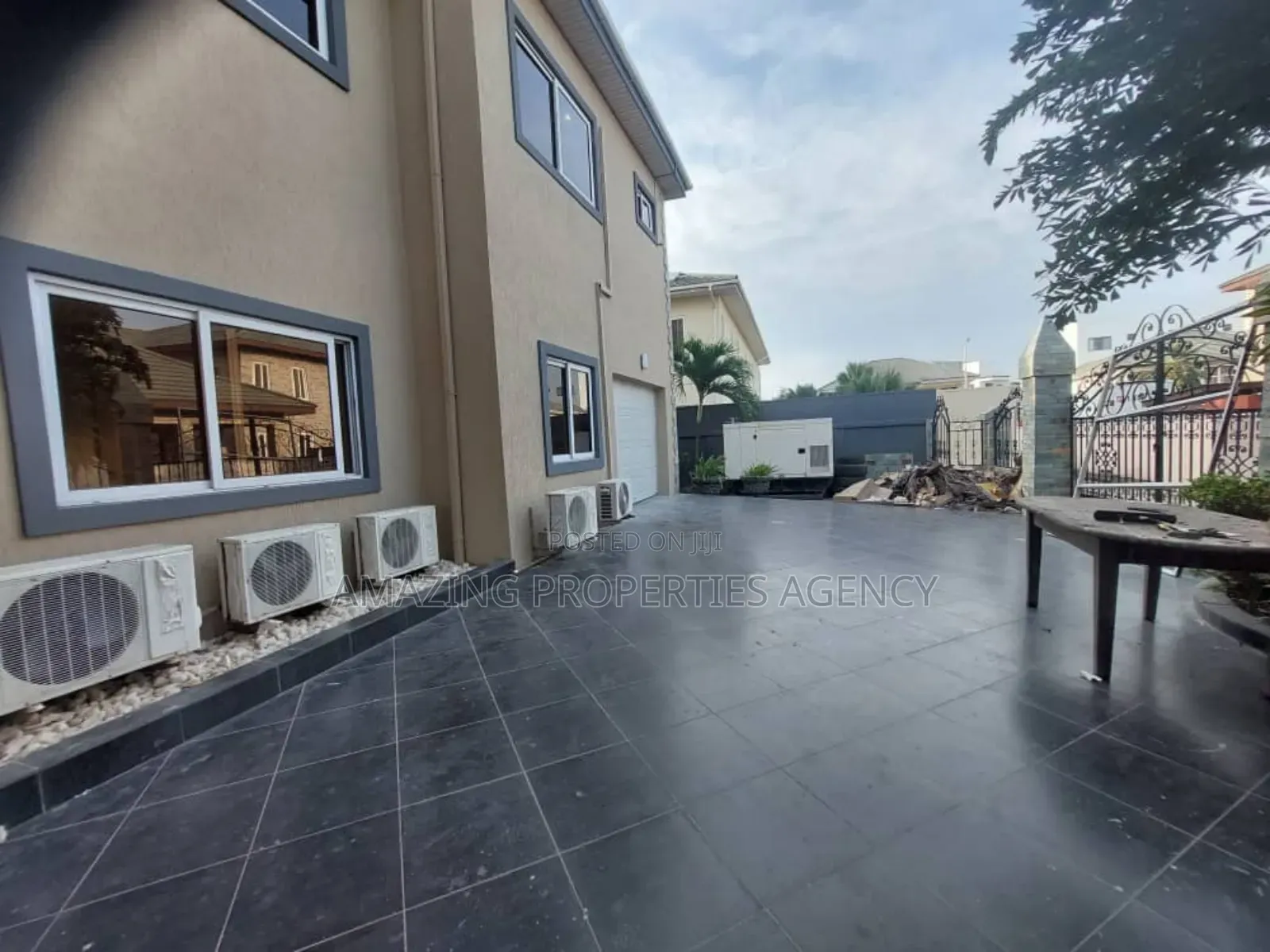 7bdrm House in Cantonments for sale