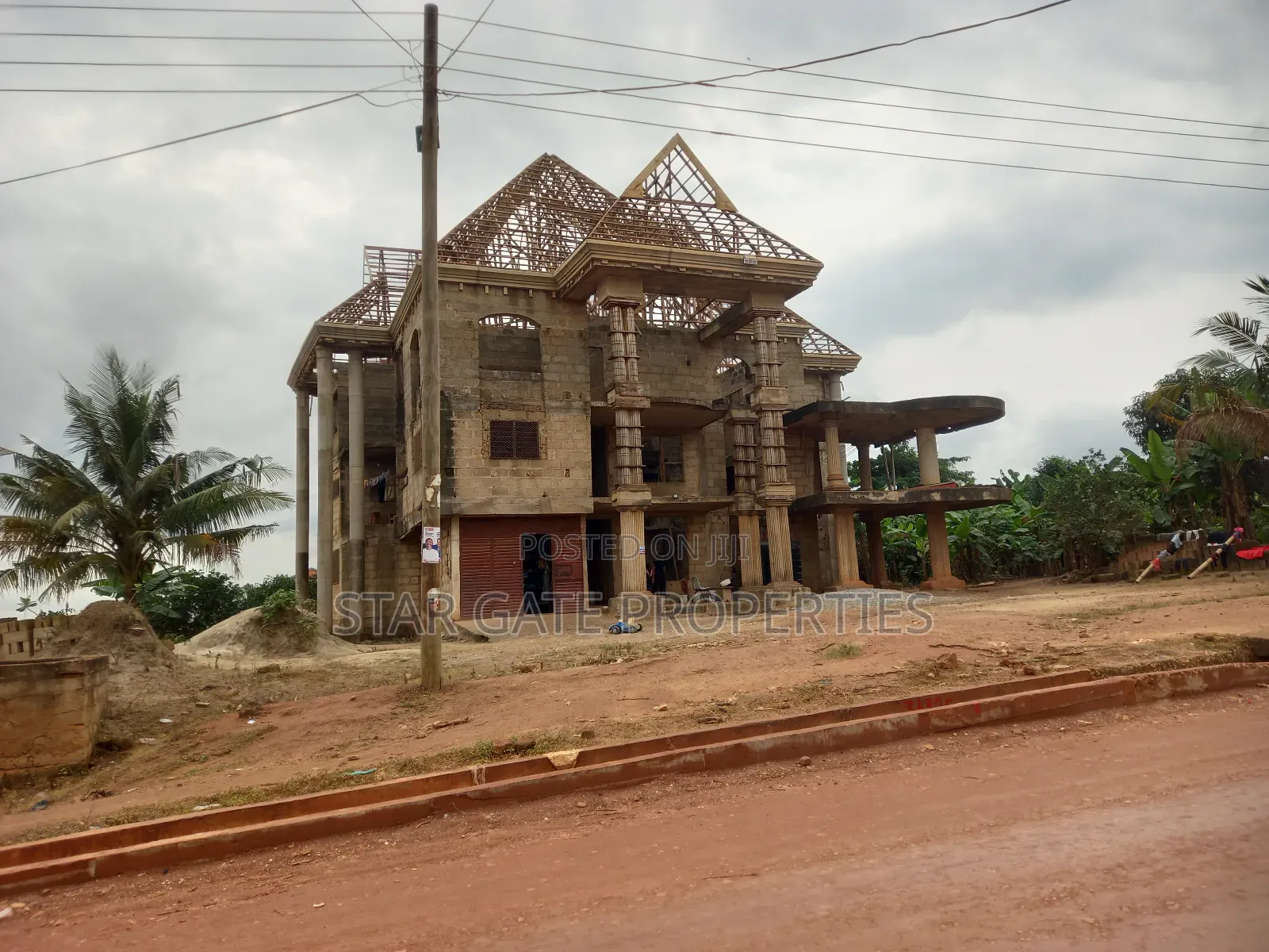 15 Bedrooms Hotel for Sale