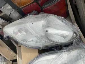Vitz 2008,2009,2010 Headlight LH
